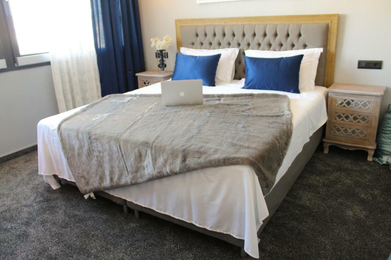 Luxury Split Apartment With View Bagian luar foto